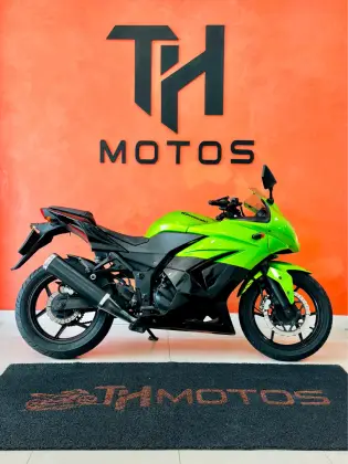 KAWASAKI NINJA 250R 