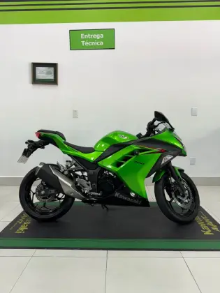 KAWASAKI NINJA 300 KAWASAKI NINJA 300
