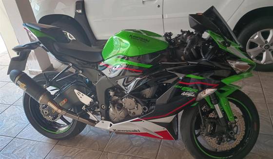 KAWASAKI NINJA ZX-6R KRT 
