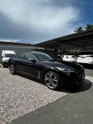 KIA STINGER 2019 3.3 V6 GDI GASOLINA GT AWD E-SHIFT