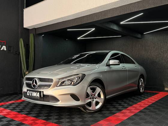 MERCEDES-BENZ CLA 180 1.6 CGI GASOLINA 7G-DCT