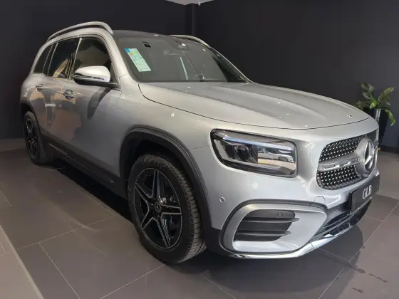 MERCEDES-BENZ GLB 220 2.0 MHEV AMG LINE 4MATIC 8G-DCT