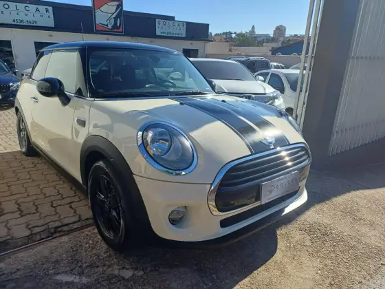 MINI COOPER 1.5 12V TURBO GASOLINA 2P AUTOMÁTICO
