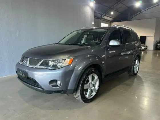 MITSUBISHI OUTLANDER 3.0 4X4 V6 24V GASOLINA 4P AUTOMÁTICO