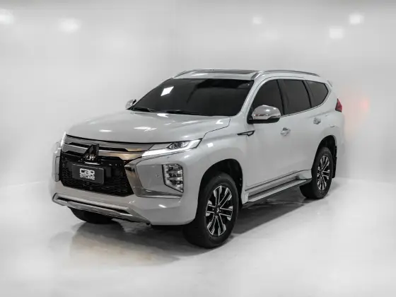 MITSUBISHI PAJERO SPORT 2.4 16V MIVEC TURBO DIESEL HPE-S AWD AUTOMÁTICO