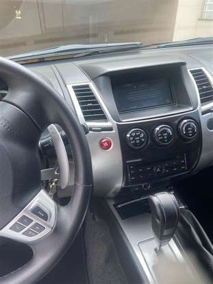 MITSUBISHI-PAJERO-2016