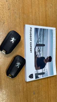 PEUGEOT-EXPERT-2022