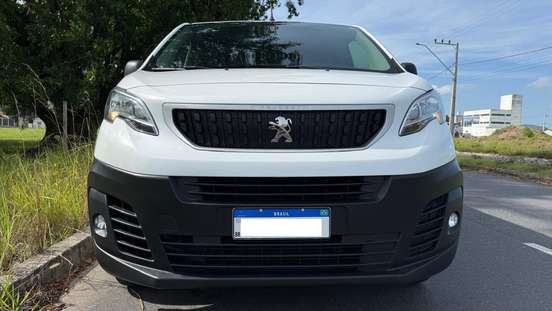 PEUGEOT-EXPERT-2022