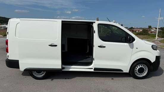 PEUGEOT-EXPERT-2022