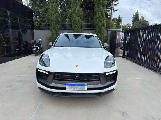 PORSCHE-MACAN-2025