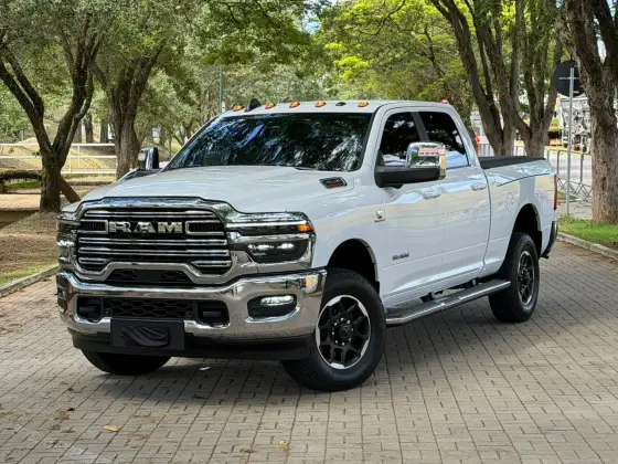 RAM 2500 6.7 I6 TURBO DIESEL LARAMIE CD 4X4 AUTOMÁTICO