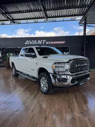 RAM 3500 6.7 I6 TURBO DIESEL LARAMIE CD 4X4 AUTOMÁTICO