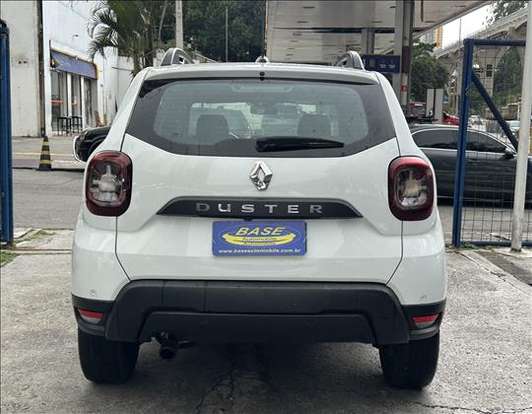 RENAULT-DUSTER-2023