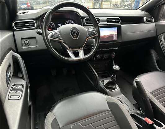 RENAULT-DUSTER-2023