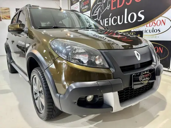 RENAULT SANDERO 1.6 STEPWAY 8V FLEX 4P MANUAL