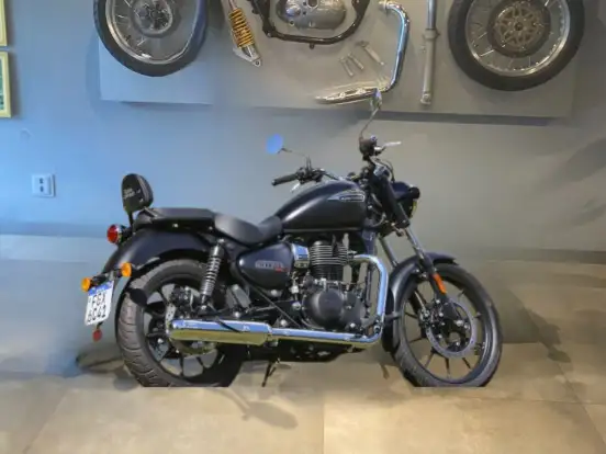 ROYAL ENFIELD-METEOR 350 STELLAR ROYAL ENFIELD-METEOR 350 STELLAR-2025