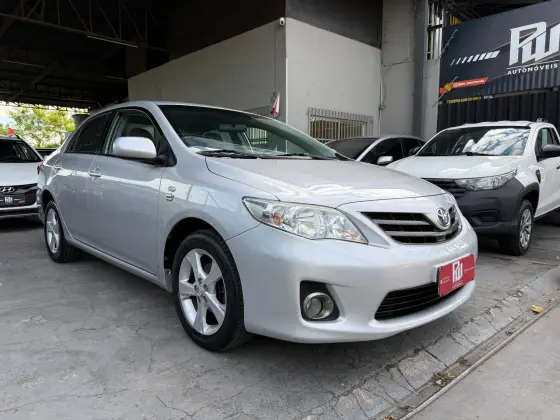 TOYOTA COROLLA 1.8 GLI 16V FLEX 4P AUTOMÁTICO