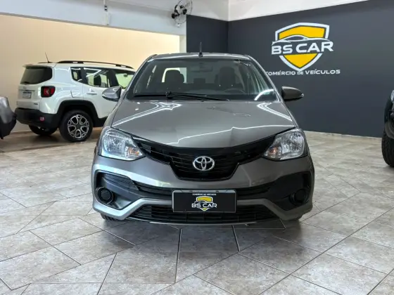TOYOTA ETIOS 1.5 X PLUS 16V FLEX 4P AUTOMÁTICO TOYOTA ETIOS 1.5 X PLUS 16V FLEX 4P AUTOMÁTICO