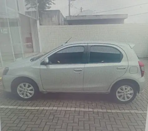 TOYOTA ETIOS 1.5 X PLUS 16V FLEX 4P AUTOMÁTICO