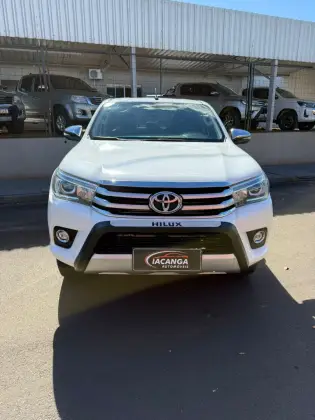 TOYOTA HILUX 2.8 SRX 4X4 CD 16V DIESEL 4P AUTOMÁTICO