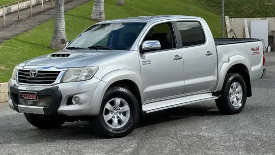 TOYOTA HILUX 3.0 SRV 4X4 CD 16V TURBO INTERCOOLER DIESEL 4P AUTOMÁTICO