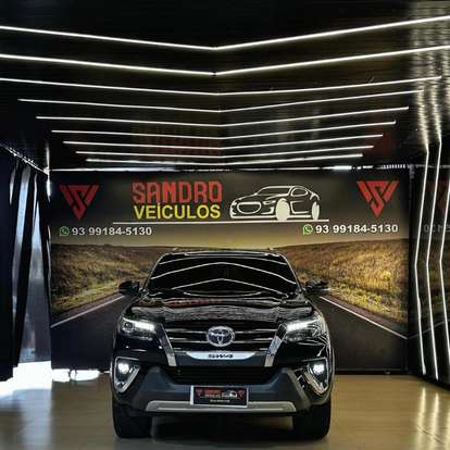 TOYOTA-HILUX SW4-2019