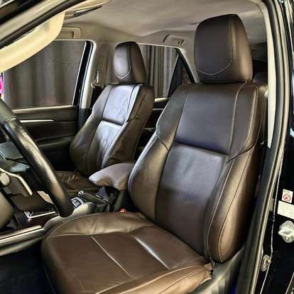 TOYOTA-HILUX SW4-2019
