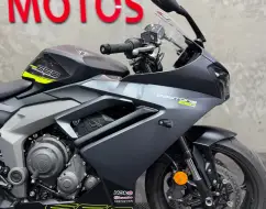 TRIUMPH DAYTONA 660 TRIUMPH DAYTONA 660