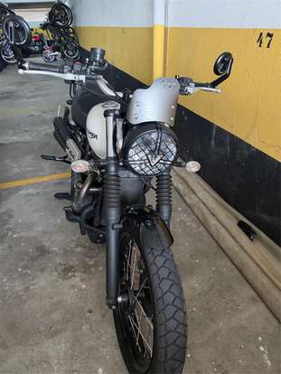 TRIUMPH-STREET SCRAMBLER-2019