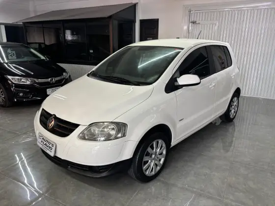 VOLKSWAGEN FOX 1.0 MI 8V FLEX 4P MANUAL VOLKSWAGEN FOX 1.0 MI 8V FLEX 4P MANUAL
