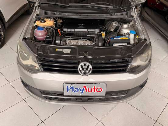 VOLKSWAGEN-FOX-1.0 MI TREND 8V FLEX 4P MANUAL VOLKSWAGEN-FOX-2011