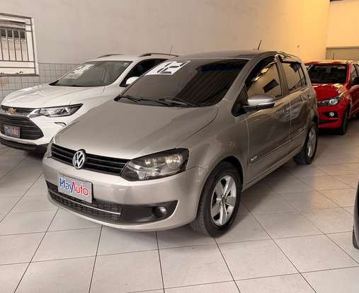 VOLKSWAGEN-FOX-1.0 MI TREND 8V FLEX 4P MANUAL VOLKSWAGEN-FOX-2011