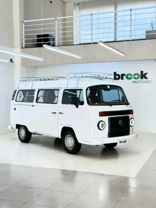 VOLKSWAGEN KOMBI 1.4 MI FURGÃO 8V FLEX 3P MANUAL