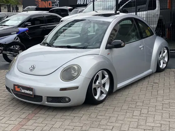 VOLKSWAGEN NEW BEETLE 2.0 MI 8V GASOLINA 2P MANUAL VOLKSWAGEN NEW BEETLE 2.0 MI 8V GASOLINA 2P MANUAL