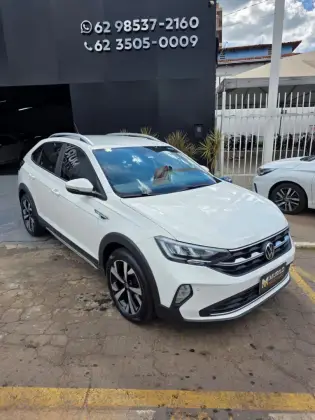 VOLKSWAGEN NIVUS 1.0 200 TSI TOTAL FLEX HIGHLINE AUTOMÁTICO