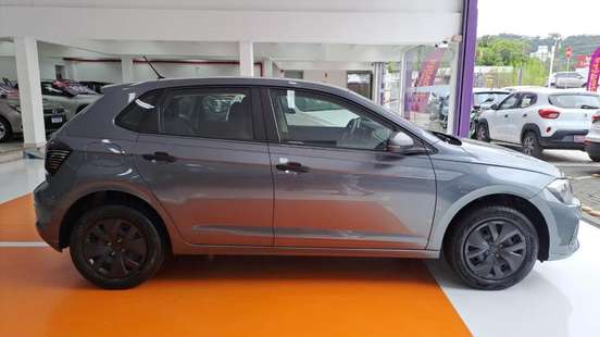 VOLKSWAGEN-POLO-2024