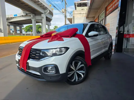 VOLKSWAGEN T-CROSS 1.0 200 TSI TOTAL FLEX COMFORTLINE AUTOMÁTICO