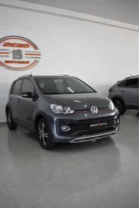 VOLKSWAGEN UP 1.0 170 TSI TOTAL FLEX XTREME 4P MANUAL