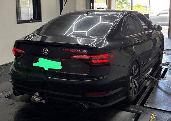 VOLKSWAGEN JETTA 2.0 350 TSI GASOLINA GLI DSG