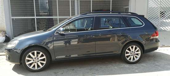 VOLKSWAGEN-JETTA-2010
