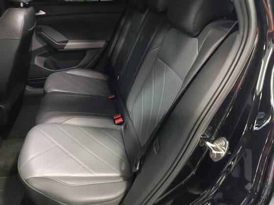 /en/city/cate-car-used-car/volkswagen-t-cross-2025-1-0-200-tsi-total-flex-comfortline-automatic-48189949407724544/-8