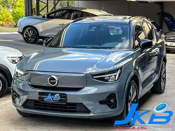 VOLVO XC40 P6 RECHARGE ELECTRIC PLUS VOLVO XC40 P6 RECHARGE ELECTRIC PLUS