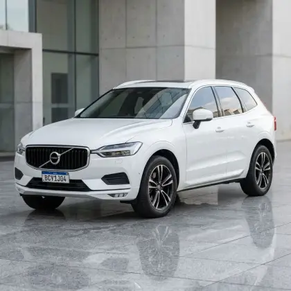 VOLVO XC60 2.0 T5 GASOLINA MOMENTUM AWD GEARTRONIC
