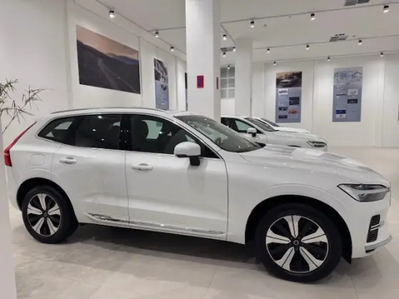 VOLVO XC60 2.0 T8 RECHARGE PLUS AWD GEARTRONIC
