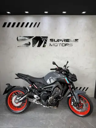 YAMAHA MT-09 