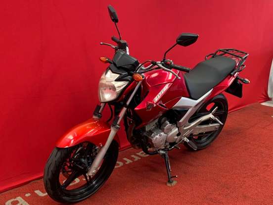 YAMAHA-YS 250 FAZER YAMAHA-YS 250 FAZER-2010