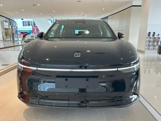 ZEEKR 7X 100 KW ELÉTRICO FLAGSHIP AWD