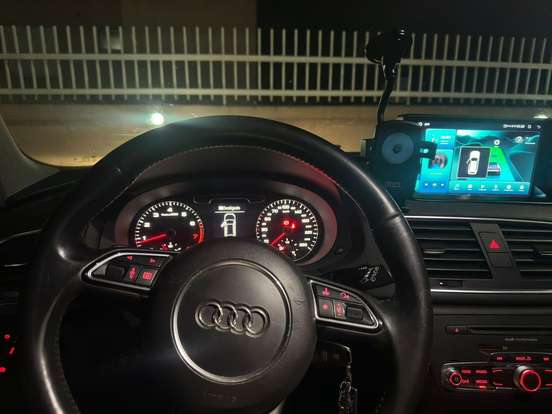 AUDI-Q3-2014