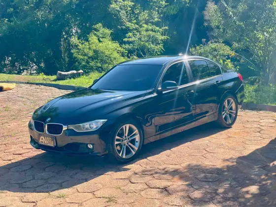 BMW 320i 2.0 16V TURBO ACTIVE FLEX 4P AUTOMÁTICO BMW 320i 2.0 16V TURBO ACTIVE FLEX 4P AUTOMÁTICO
