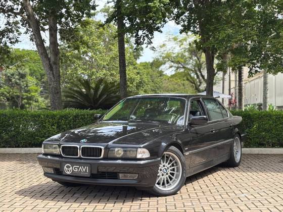 BMW 750i 5.4 HIGHLINE V12 24V GASOLINA 4P AUTOMÁTICO